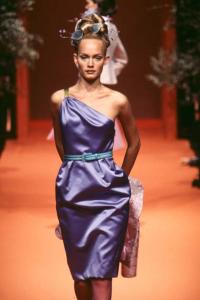 amber_Christian_Lacroix_spring_1996_Haute_Couture2.jpg