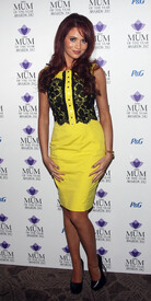 Amy_Childs_TescoMagazineMumOfTheYear2012_J0001_014.jpg