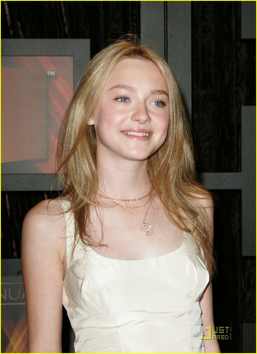 Dakota Fanning Fake