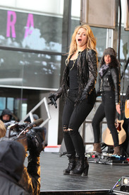 shakira250314BZNimage00047.jpg