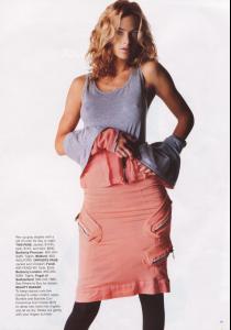 carolyn_murphy_ph.anthony_ward_hbazaarUS_november2003_fashion_preview_6.jpg