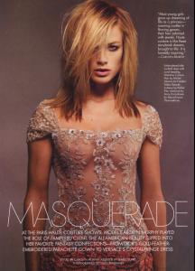 carolyn_murphy_ph.gilles_bensimon_elleUS_april2004_masquerade_1.jpg