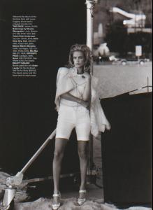 carolyn_murphy_ph.peter_lindbergh_harper__s_bazaarUS_may2006_3.jpg