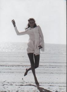 carolyn_murphy_ph.peter_lindbergh_harper__s_bazaarUS_may2006_9.jpg