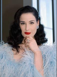 d32_hollywoodsbestDita6_14.jpg