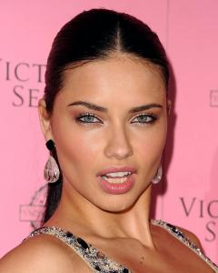 AdrianaLima.jpg