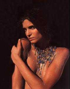 Stephanie_Seymour_841x1066_92kb_media_333_media_0141.jpg