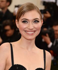 Imogen-Poots-.7jYPbYakamW-DTYjZ4.jpg