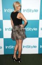 th_Laura_Vandervoort_InStyle_16.jpg