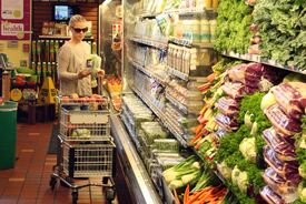 CU-Ali Larter grocery shopping at Whole Foods in Hollywood-01.jpg