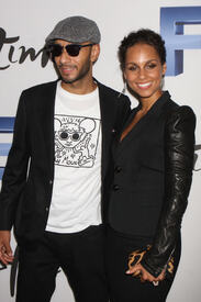 celebrity_paradise.com_TheElder_AliciaKeys41.jpg