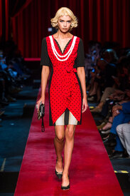 moschino-rs17-2555.jpg