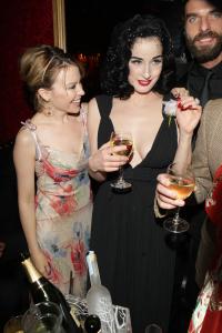 08471_Celebutopia_Kylie_Minogue_and_Dita_Von_Teese_Fendi_O_party_in_Paris_06_122_484lo.jpg