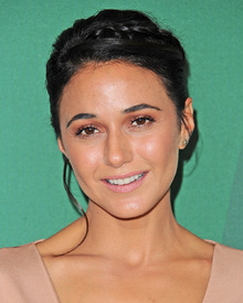 tduid300011_EmmanuelleChriqui.jpg