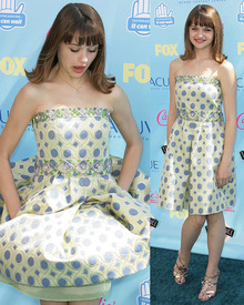 Joey-King-2013-Teen-Choice-Awards.jpg