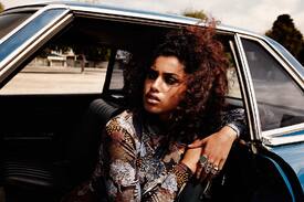 hm_capsule_collection-fall_2015-08-imaan_hammam-by-daniel_jackson.jpg