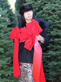 Bai Ling christmas tree shopping in Hollywood 20.12.2012_15.jpg