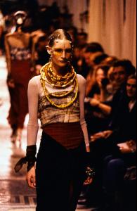 JEAN-PAUL-GAULTIER-SPRING-1994-RTW-21-KIRSTEN-OWEN.jpg