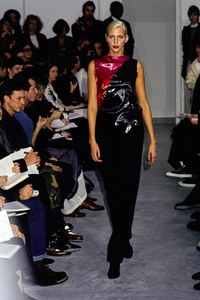 HELMUT-LANG-FALL-1994-RTW-10-NADJA-AUERMANN.jpg