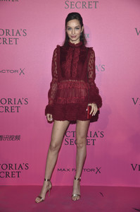 Luma+Grothe+2016+Victoria+Secret+Fashion+Show+KJXN1XJItP-x.jpg