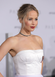 jlaw1516BZNimage22.jpg