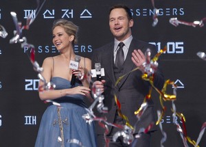 jlaw161216BZNimage1024.jpg