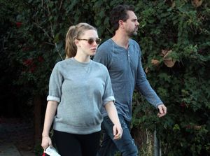 amanda-seyfried-leaving-her-house-in-studio-city-1-15-2017-2.jpg