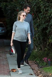 amanda-seyfried-leaving-her-house-in-studio-city-1-15-2017-9.jpg