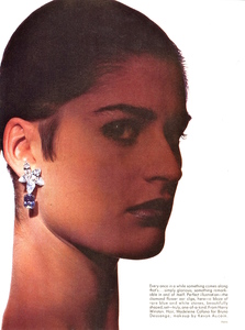 Penn_Vogue_US_June_1986_04.thumb.jpg.d84d5dce8365339c23fe7f8861f50564.jpg