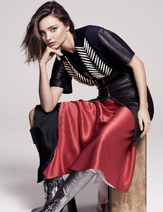 nino-muncc83oz_miranda-kerr_elle-6.thumb.jpg.32e95550c068386b28b884655c1978a0.jpg