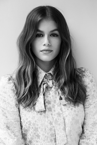 Kaia_Gerber_Marc_Jacobs-19-2.thumb.jpg.b3bc9b0861e8b59626626b48a353d4fd.jpg