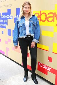 ashley-benson-celebrating-ebay-s-new-brand-platform-fill-your-cart-with-in-nyc-june-2017-1.jpg