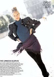 uk_vogue_aug_1990_10.thumb.jpg.5992e40eaf745ac6884eb09f8ff27c87.jpg