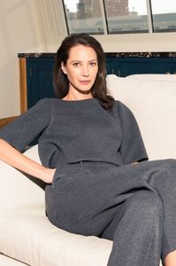 14105853_the-mens-grooming-product-christy-turlington_t706943e0.jpg