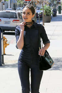 Olivia-Culpo-out-and-about-in-Los-Angeles--12.jpg
