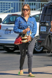 ashley-benson-leaving-a-nail-salon-in-studio-city-72517-9.jpg