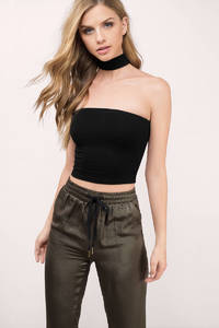 black-what-the-neck-choker-strapless-crop-top.thumb.jpg.45a6e0aad48f1d3233df193c70913049.jpg