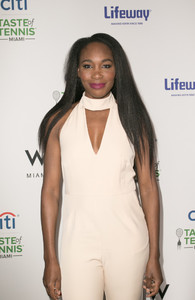 Venus+Williams+Citi+Taste+Tennis+Miami+BB2r0b8zMp3x.jpg