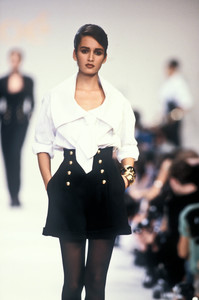 chloe-ss-1989-1.thumb.JPEG.9af68173ee48e1f2a114bd80c6edde9e.JPEG