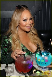 mariah-carey-bryan-tanaka-her-twins-celebrate-at-miami-concert-after-party-01.jpg