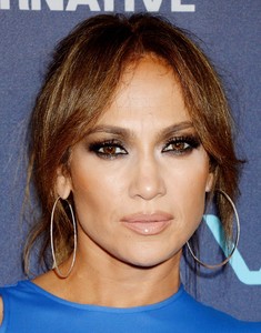 52092060_jennifer-lopez-8.jpg