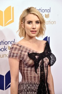 56940046_56923004_picturepub_emma-roberts-032.jpg