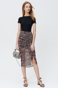 HOLIDAY_DRM3001ROMY_SKIRT_1_BLACK_2166_V1.thumb.jpg.59f1929fd0fc850aa4cf445fabaf9a6a.jpg