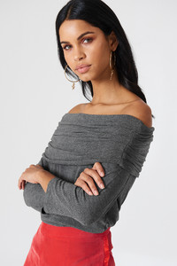 nakd_offshoulder_light_knitted_sweater_1018-000972-0138_01a.jpg