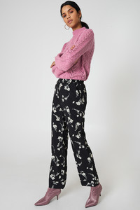 qontrast_flower_pant_1533-000041-0793_01c.jpg