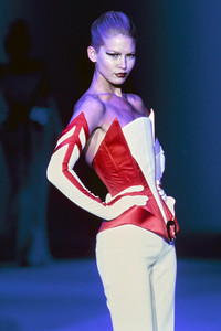 Thierry Mugler SS1997 c.jpg