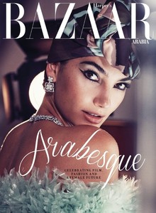 harpersbazaararabiadecember2017lilyaldridge.jpg.5d3b2f8959b94f29d67d555da5ea6b2c.thumb.jpg.03cbef6fdf1746babc5cee38bc8845e8.jpg