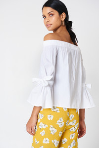 nakd_off_shoulder_tie_sleeve_top_1018-000891-0001_02b.jpg