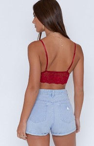 red-bra-98_4000x4000_crop_bottom.jpg