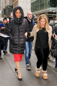 tyra-banks-arriving-at-the-today-show-in-nyc-3.jpg